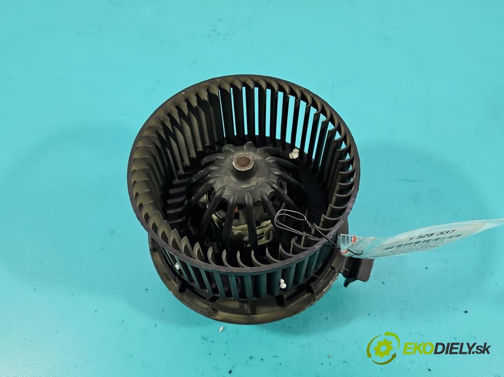 Renault Clio III 2005-2012 1.5 dci 68 hp manual 50 kW 1461 cm3 5- ventilátor vzduchu