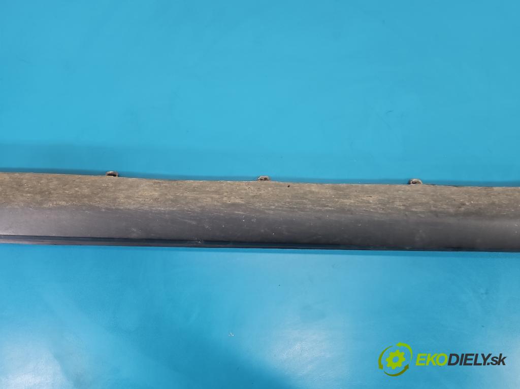 Fiat Freemont 2.0 JTD 170 hp automatic 125 kW 1956 cm3 5- lišta práh: pravé 05174148AH (Prahová lišta)