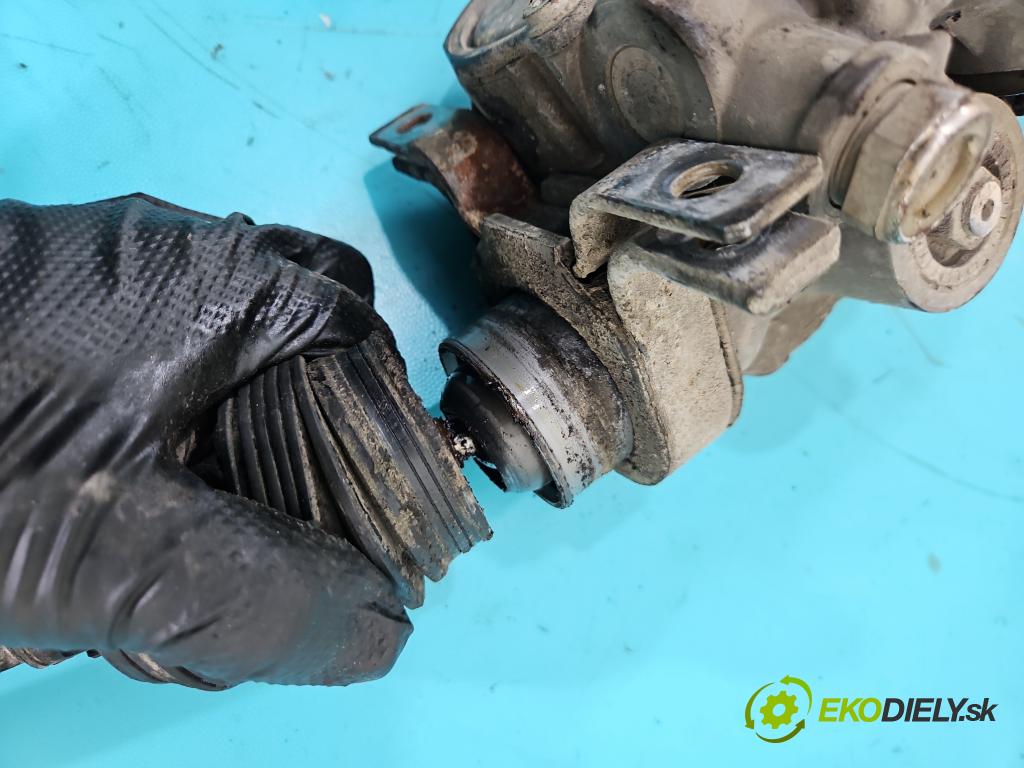 Vw Passat B6 2005-2010 1.9 TDI 105 HP manual 77 kW 1896 cm3 4- Ozubené kolo: volant 3C1423051T