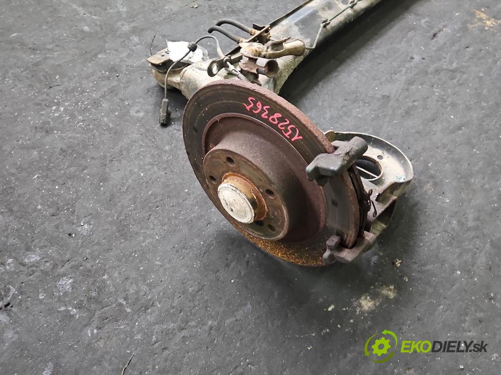 Renault Laguna III 2007-2015 2.0 16V 140 hp manual 103 kW 1997 cm3 5- zadní výztuha  (Zadní výztuha)