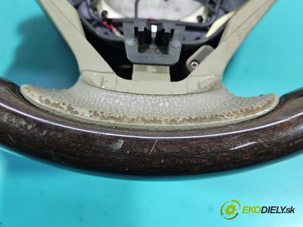 Volvo XC90 I 2002-2014 2.9 T6 272 HP automatic 200 kW 2922 cm3 5- volant  (Volant)