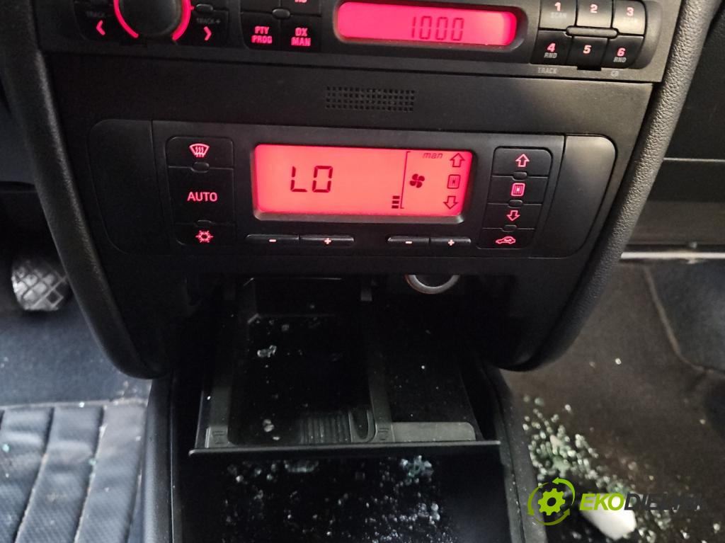 Seat Leon I 1999-2005 1.6 16v 105 HP manual 77 kW 1598 cm3 5- panel kúrenia 1M0820043C