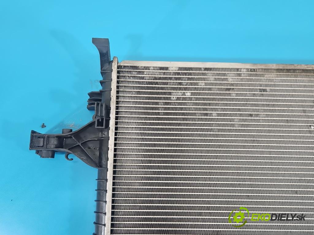 Volvo XC90 I 2002-2014 2.9 T6 272 hp automatic 200 kW 2922 cm3 5- Chladič vody  (Vodní chladič)