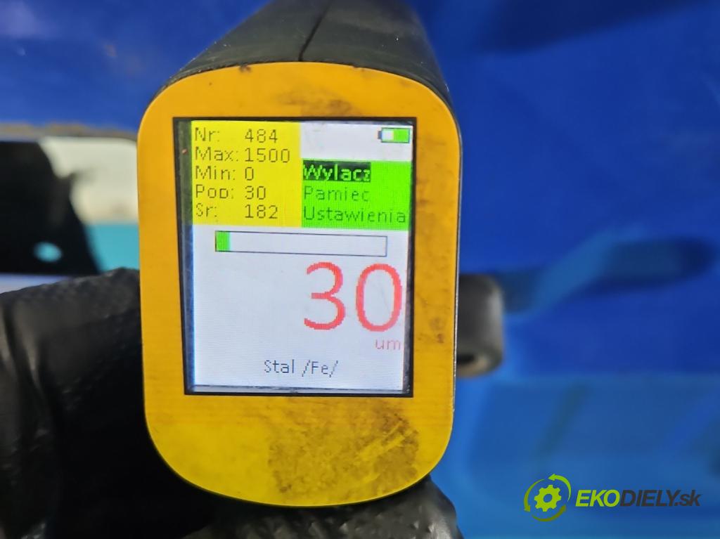 Suzuki JIMNY III 1998-2018 1.3 16V VVT 80 hp manual 59 kW 1298 cm3 3- zadní kufrové dveře  (Zadní kapota (kufr))