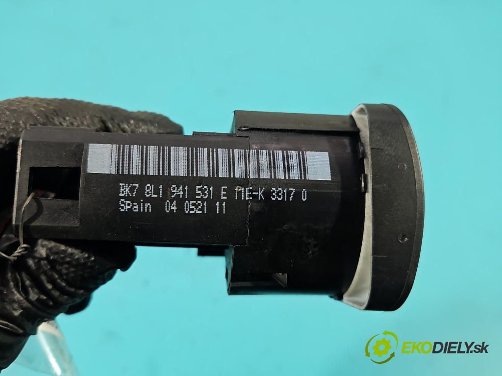 Audi A3 8L 1996-2003 1.6 sr 101 hp manual 74 kW 1595 cm3 3- Přepínač světel na deska: 8L1941531E