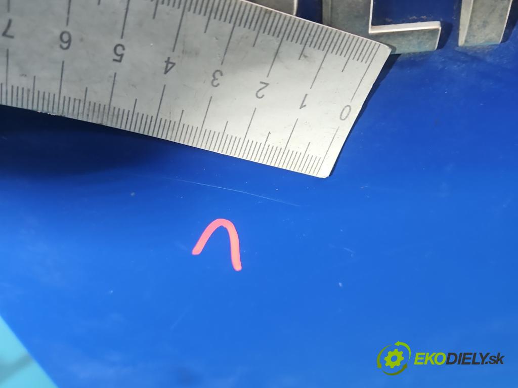 Vw Golf IV 1997-2003 1.6 SR 101 HP manual 74 kW 1595 cm3 5- zadna kufor  (Kapota zadná (kufor))