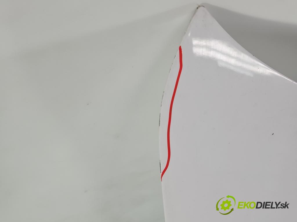 Mercedes CLA C118/X118 2019-2025 1.3b: 163 hp automatic 120 kW 1300 cm3 4- zadní kufrové dveře  (Zadní kapota (kufr))