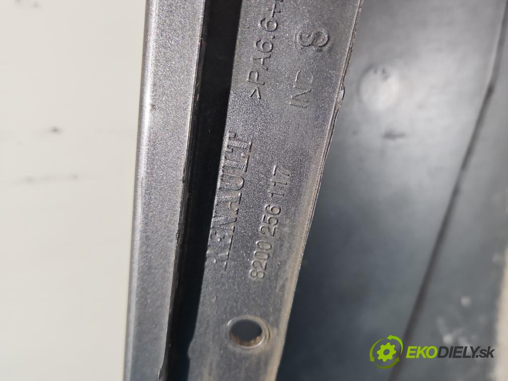 Renault Clio III 2005-2012 1.5 dci 68 HP manual 50 kW 1461 cm3 5- blatník predné ľavý 8200256117 (Blatník predný ľavý)