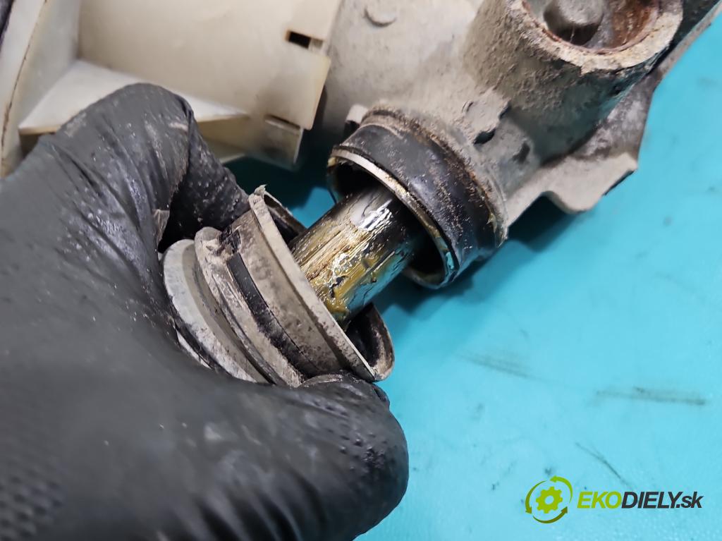 Renault Clio III 2005-2012 1.5 dci 68 HP manual 50 kW 1461 cm3 5- Ozubené kolo: volant 8200124408