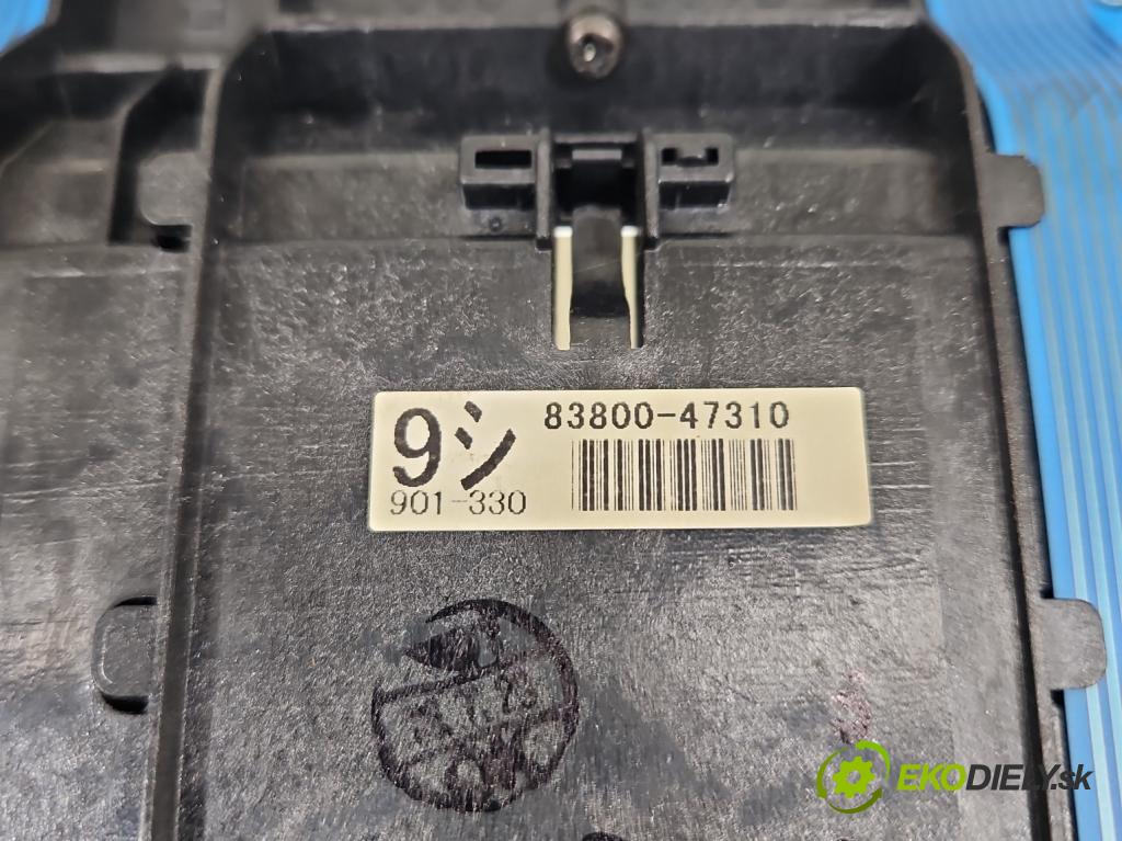 Toyota Prius II XW20 2003-2009 1.5b: 77 HP automatic 57 kW 1497 cm3 5- prístrojovka/ budíky 83800-47310 (Prístrojová doska)