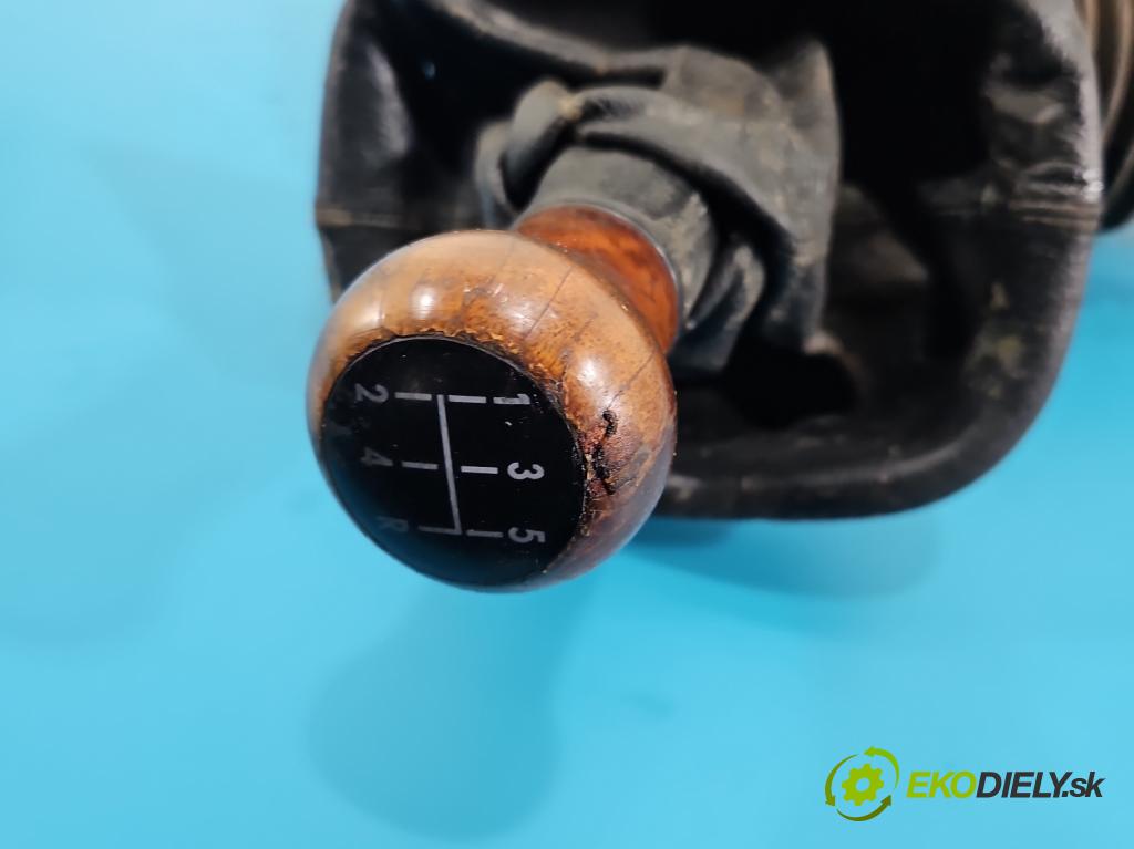 Vw Passat B5 1995-2005 1.9 tdi 110 HP manual 81 kW 1899 cm3 4- Páka: Změny: stupeň,rýchlosť  (Rýchlostná páka (kulisa))