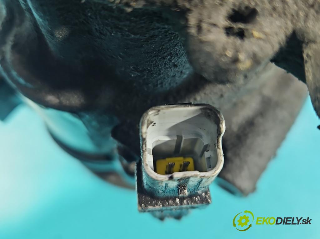 Renault Clio III 2005-2012 1.5 dci 68 hp manual 50 kW 1461 cm3 5- Kompresor: klíma 8200651251 (Kompresor klimatizace)