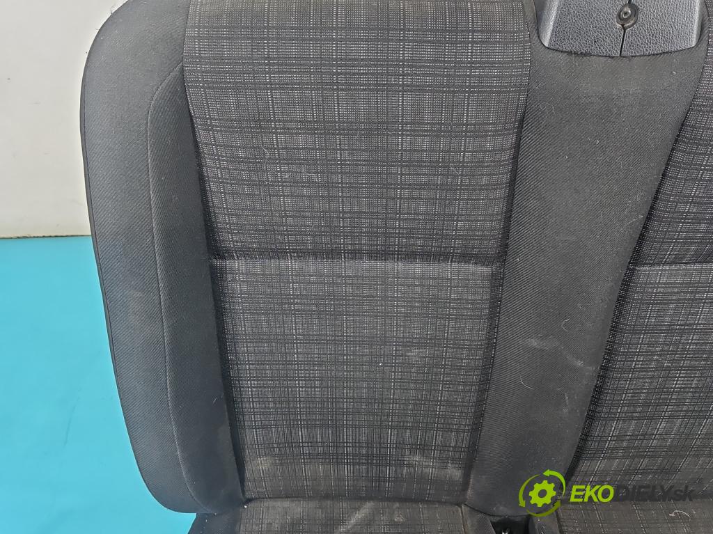 Mercedes Vito W447 2014- 1.75 cdi 102 HP manual 75 kW 1750 cm3 5- Sedačka pravý  (Sedadlo)