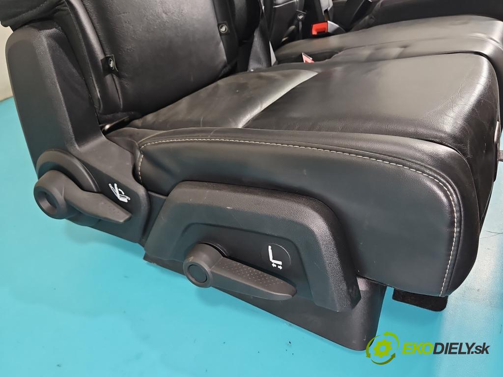 Fiat Freemont 2.0 JTD 170 HP automatic 125 kW 1956 cm3 5- Pohovka: zadné  (Sedadlo)