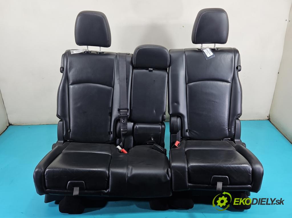 Fiat Freemont 2.0 JTD 170 HP automatic 125 kW 1956 cm3 5- Pohovka: zadné  (Sedadlo)