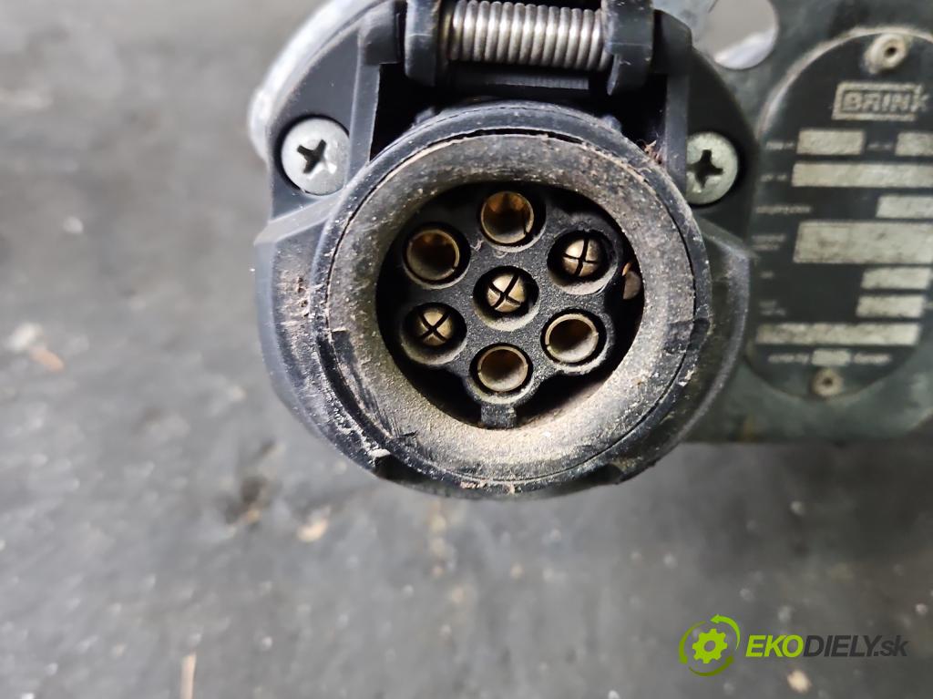 Seat Leon I 1999-2005 1.6 16v 105 hp manual 77 kW 1598 cm3 5- oko tažné  (Tažné zařízení)