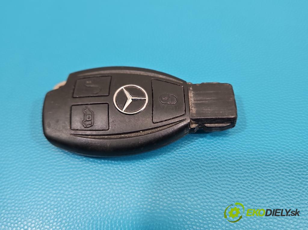 Mercedes Vito W447 2014- 1.75 cdi 102 HP manual 75 kW 1750 cm3 5- Spínačka A4479007213 (Spínacia skrinka)