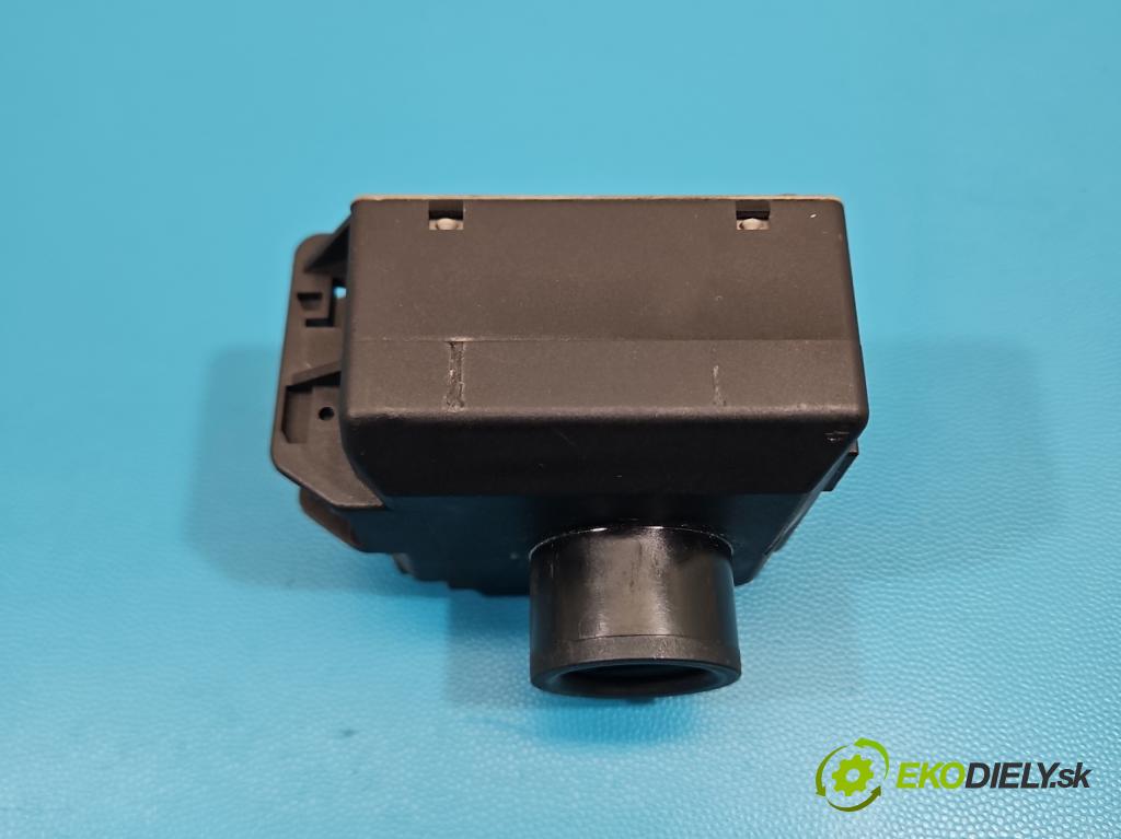 Mercedes Vito W447 2014- 1.75 cdi 102 HP manual 75 kW 1750 cm3 5- Spínačka A4479007213 (Spínacia skrinka)