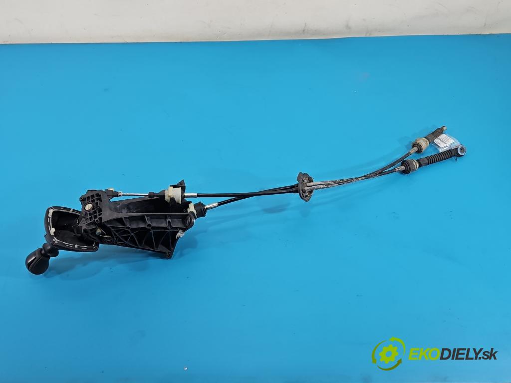 Mercedes Vito W447 2014- 1.75 cdi 102 HP manual 75 kW 1750 cm3 5- Páka: Změny: stupeň,rýchlosť A4472602500 (Rýchlostná páka (kulisa))