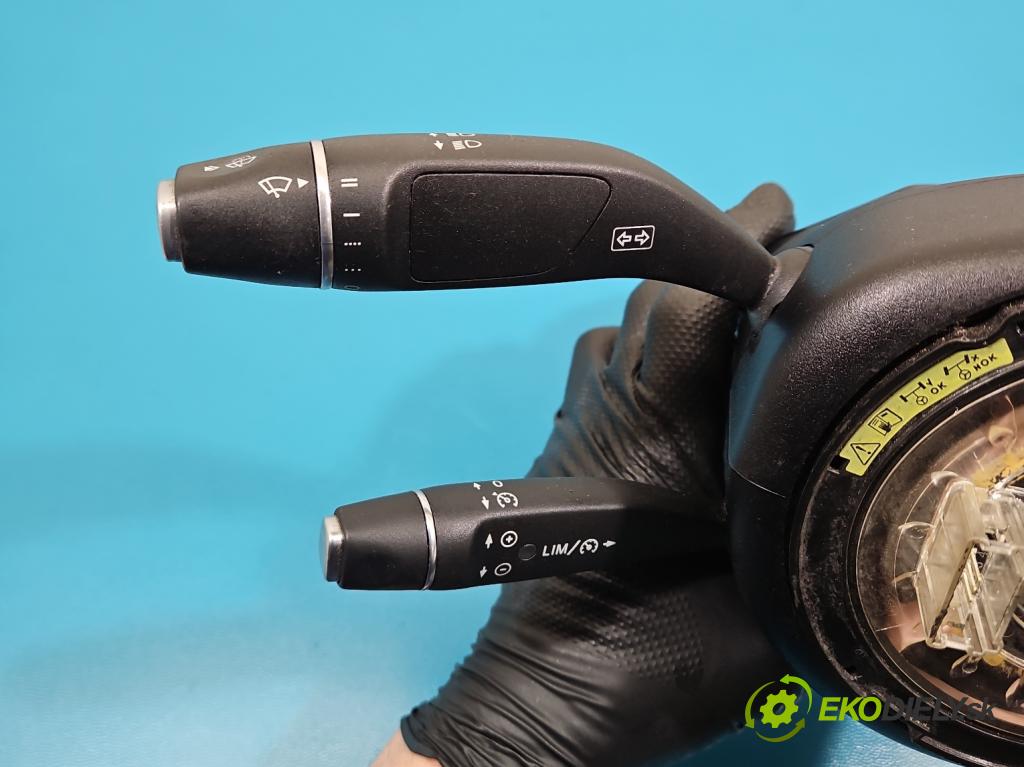 Mercedes Vito W447 2014- 1.75 cdi 102 HP manual 75 kW 1750 cm3 5- prepínač komplex: A2469003720 (Prepínacie páčky pod volantom)