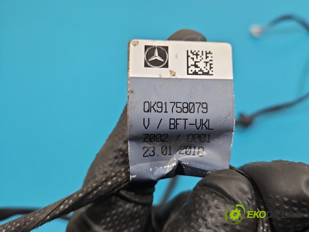 Mercedes Vito W447 2014- 1.75 cdi 102 hp manual 75 kW 1750 cm3 5- Balíček: dveře přední pravých A4475407050