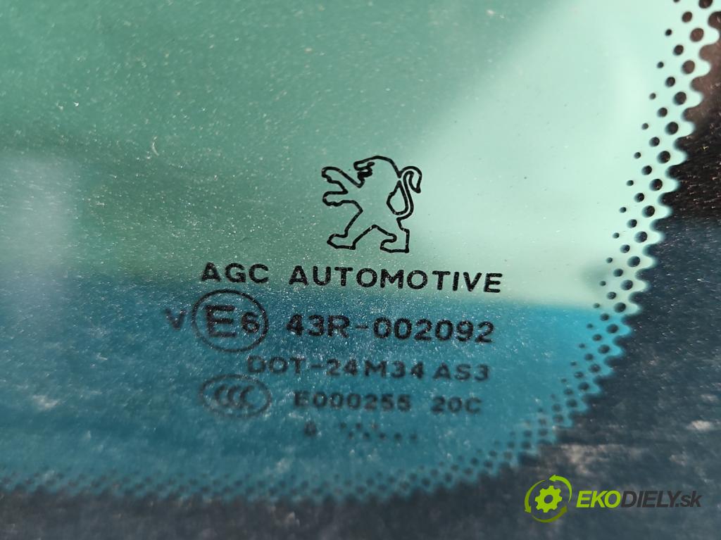 Peugeot 5008 I 2009-2017 2.0 HDI 150 hp manual 110 kW 1997 cm3 5- sklo zadní pravé