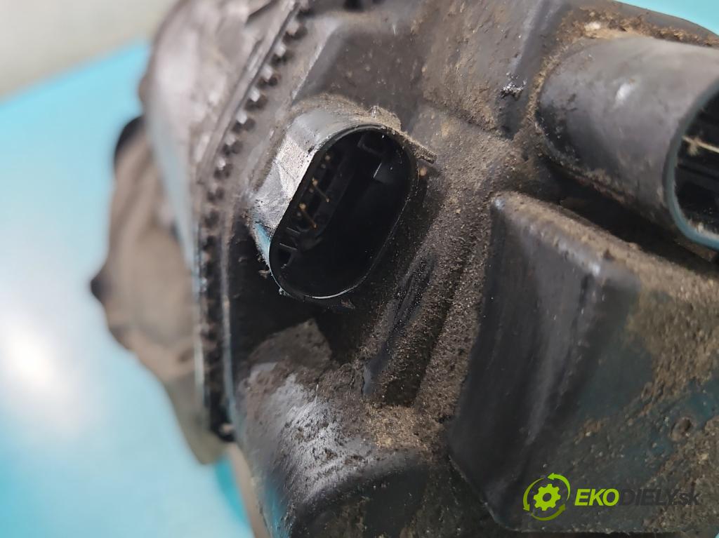 Mercedes Vito W447 2014- 1.75 cdi 102 HP manual 75 kW 1750 cm3 5- Ozubené kolo: volant 4474603200