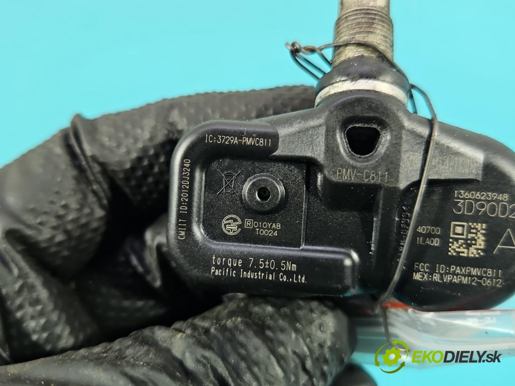 Infiniti QX50 2013-2015 3.7 V6 320KM automatic 235 kW 3696 cm3 5- snímač tlak: pneumatika 3D90D2 (Snímač tlaku v pneumatike)