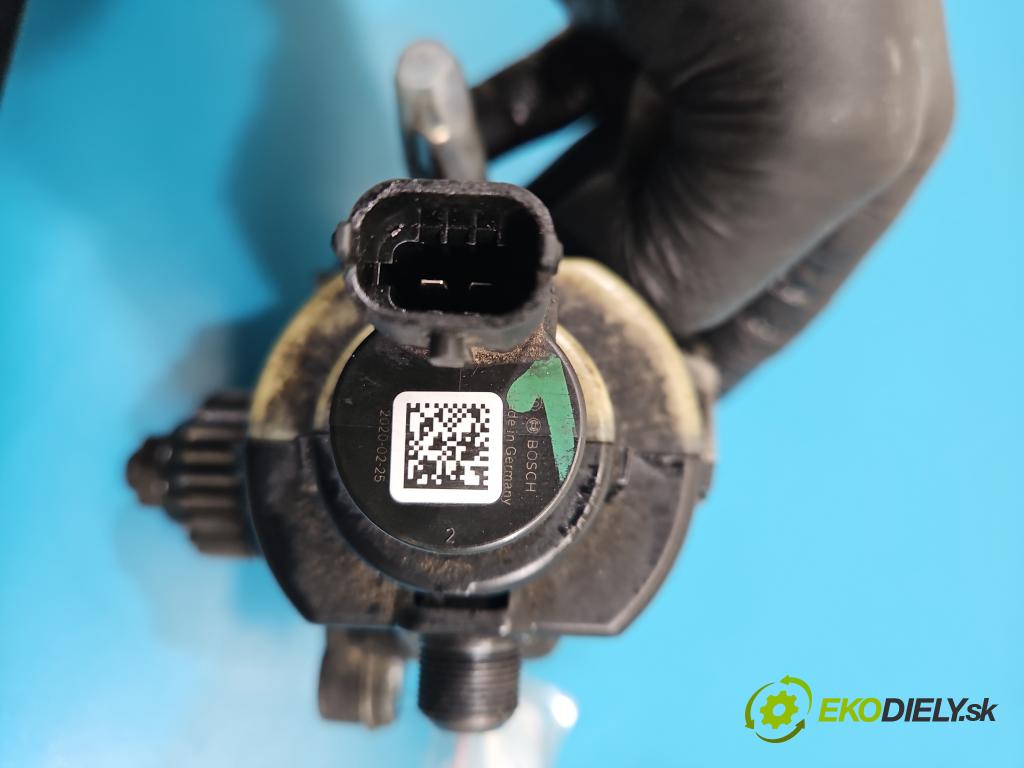 Mercedes Vito W447 2014- 1.75 cdi 102 HP manual 75 kW 1750 cm3 5- čerpadlo vstrekovacia 0445010799 (Vstrekovacie čerpadlo)