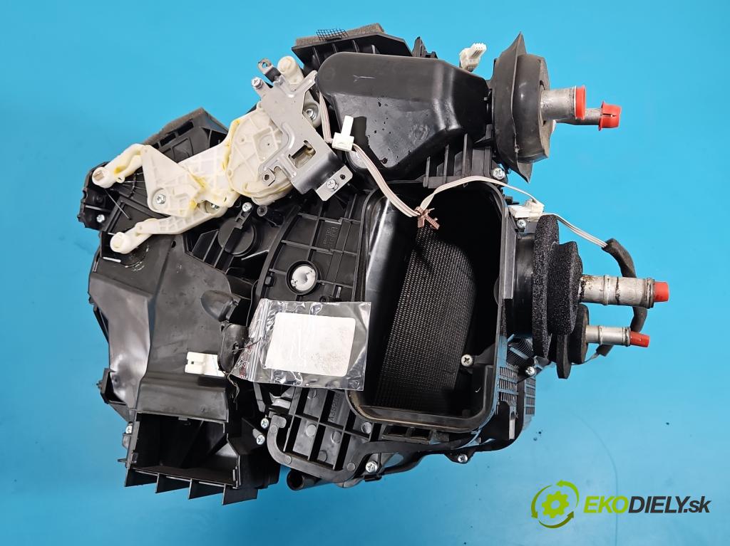 Infiniti QX50 2013-2015 3.7 V6 320KM automatic 235 kW 3696 cm3 5- radiátor 27110-1BA6A (Radiátor topení)