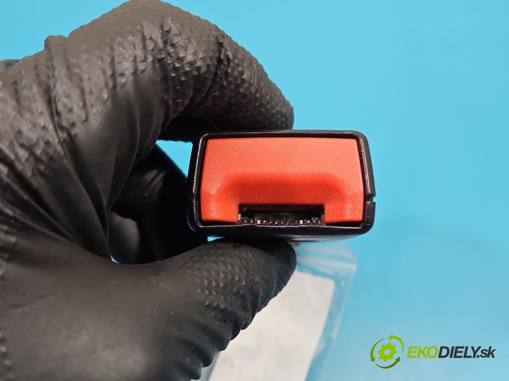 Mercedes Vito W447 2014- 1.75 cdi 102 hp manual 75 kW 1750 cm3 5- stěna bezpečnost přední pravý A4478602969