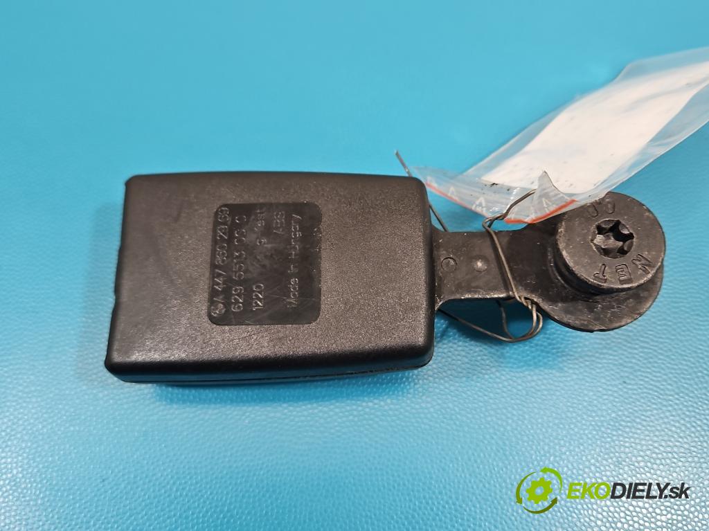 Mercedes Vito W447 2014- 1.75 cdi 102 hp manual 75 kW 1750 cm3 5- stěna bezpečnost přední pravý A4478602969