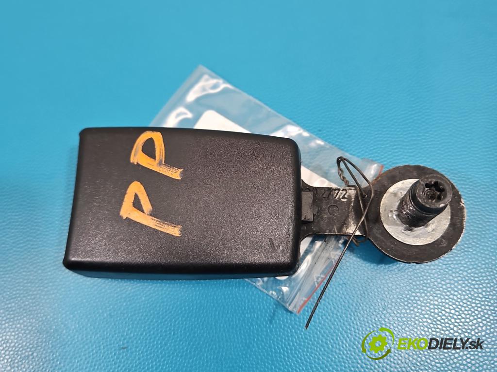 Mercedes Vito W447 2014- 1.75 cdi 102 hp manual 75 kW 1750 cm3 5- stěna bezpečnost přední pravý A4478602969