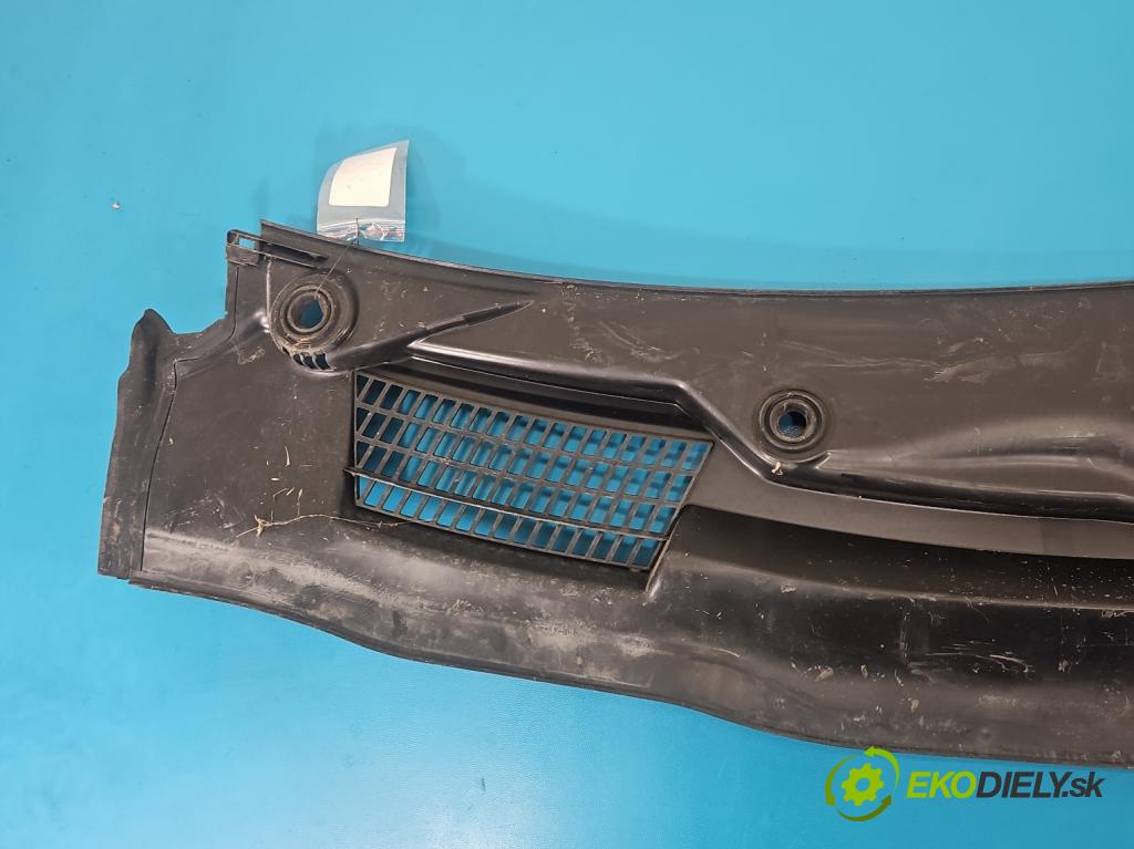 Mercedes Vito W447 2014- 1.75 cdi 102 HP manual 75 kW 1750 cm3 5- torpédo A4478840300 (Torpédo (plast pod čelným sklom))