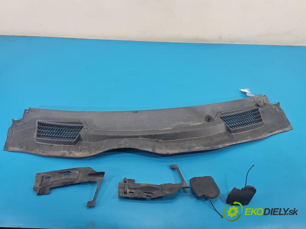 Mercedes Vito W447 2014- 1.75 cdi 102 HP manual 75 kW 1750 cm3 5- torpédo A4478840300 (Torpédo (plast pod čelným sklom))