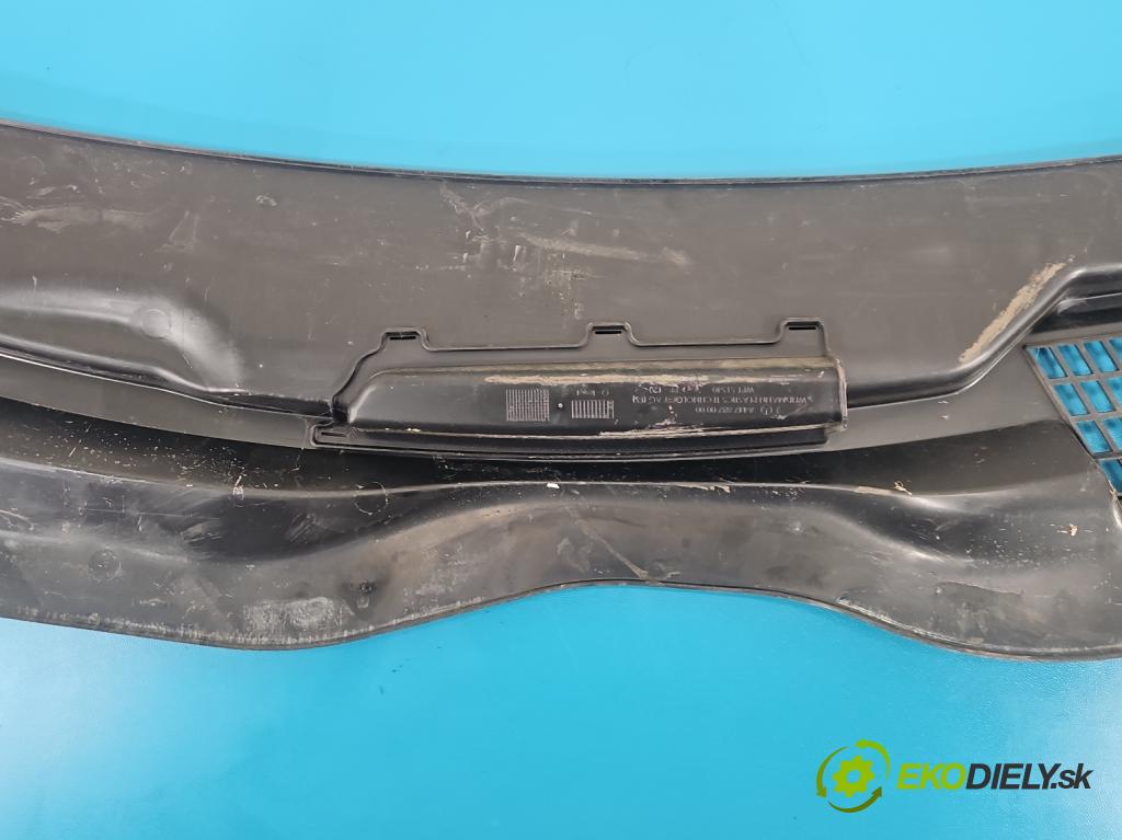 Mercedes Vito W447 2014- 1.75 cdi 102 HP manual 75 kW 1750 cm3 5- torpédo A4478840300 (Torpédo (plast pod čelným sklom))