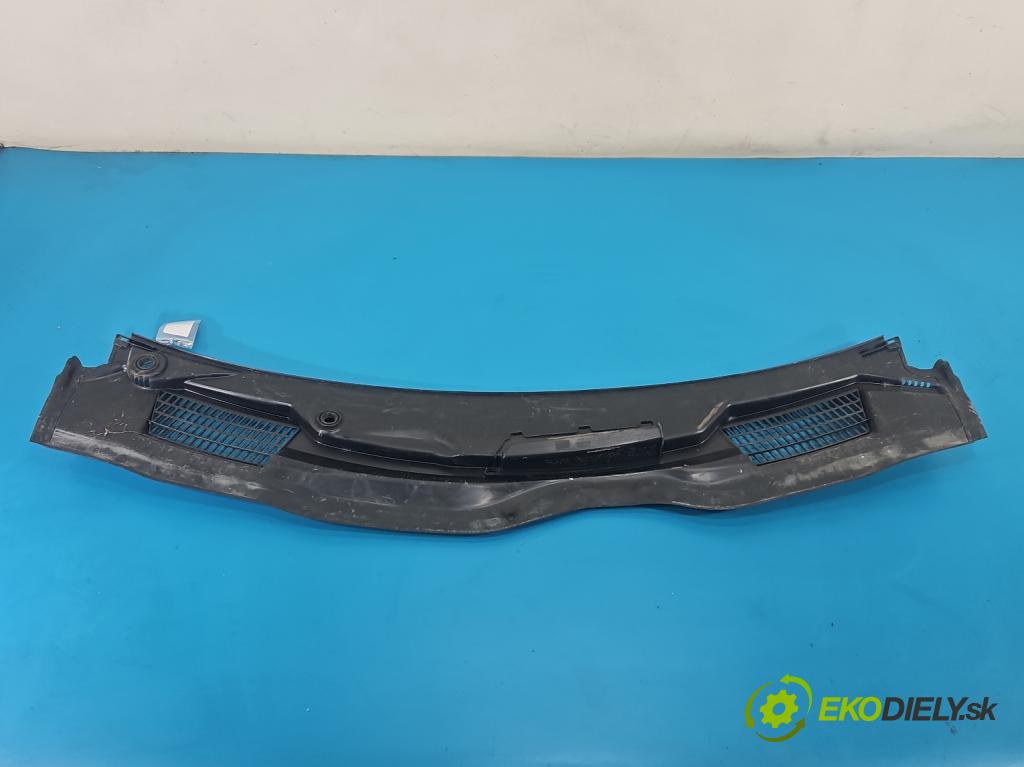 Mercedes Vito W447 2014- 1.75 cdi 102 HP manual 75 kW 1750 cm3 5- torpédo A4478840300 (Torpédo (plast pod čelným sklom))