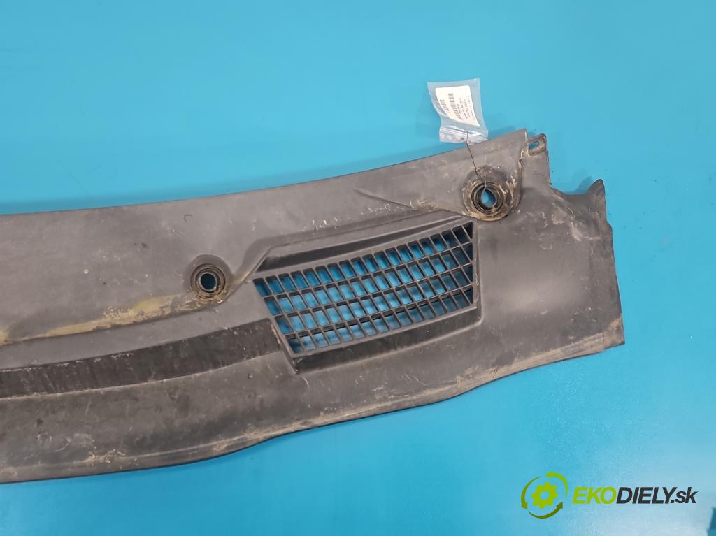 Mercedes Vito W447 2014- 1.75 cdi 102 HP manual 75 kW 1750 cm3 5- torpédo A4478840300 (Torpédo (plast pod čelným sklom))