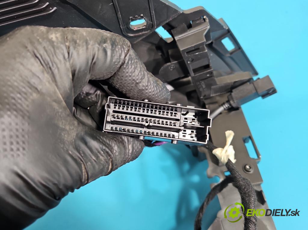 Opel Astra V  2015-2022 1.4 T 125 HP manual 92 kW 1399 cm3 5- operadlo 13412338 (Lakťová opierka)