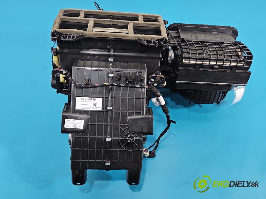 Opel Astra V  2015-2022 1.4 T 125 hp manual 92 kW 1399 cm3 5- radiátor 39113996 (Radiátor topení)