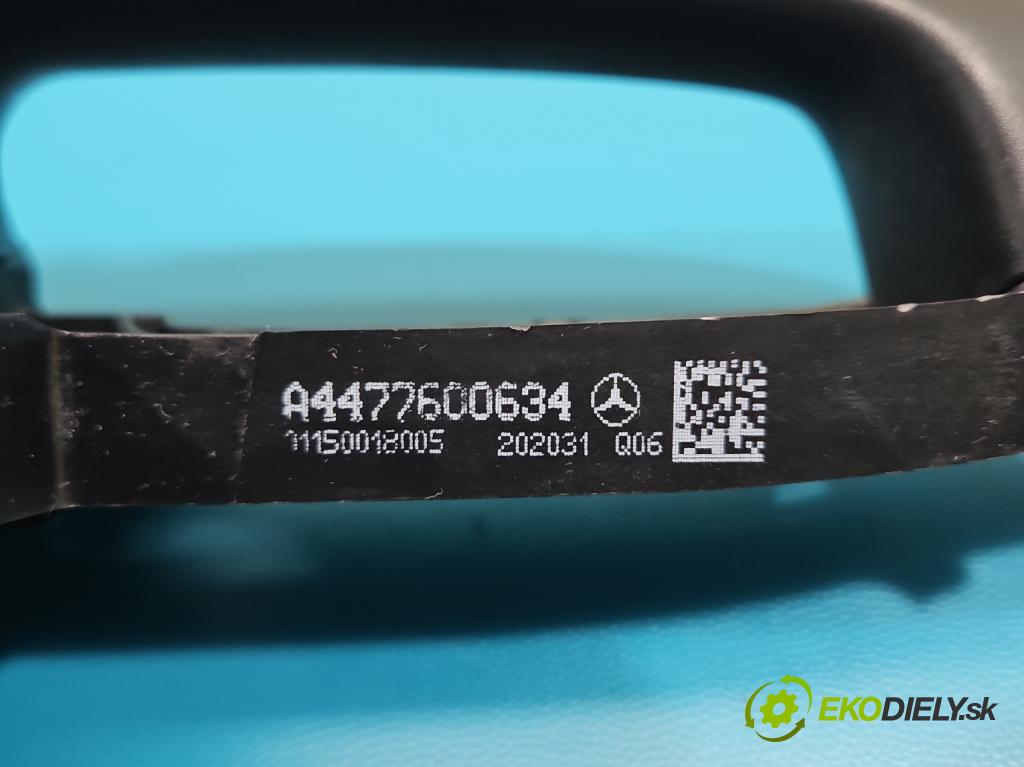 Mercedes Vito W447 2014- 1.75 cdi 102 hp manual 75 kW 1750 cm3 5- klika přední pravé A4477600634 (Klika dveří ostatní)