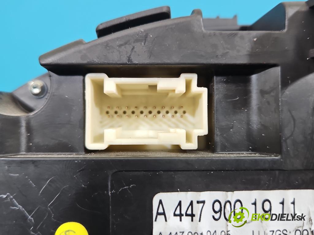 Mercedes Vito W447 2014- 1.75 cdi 102 HP manual 75 kW 1750 cm3 5- prístrojovka/ budíky A4479001911 (Prístrojová doska)