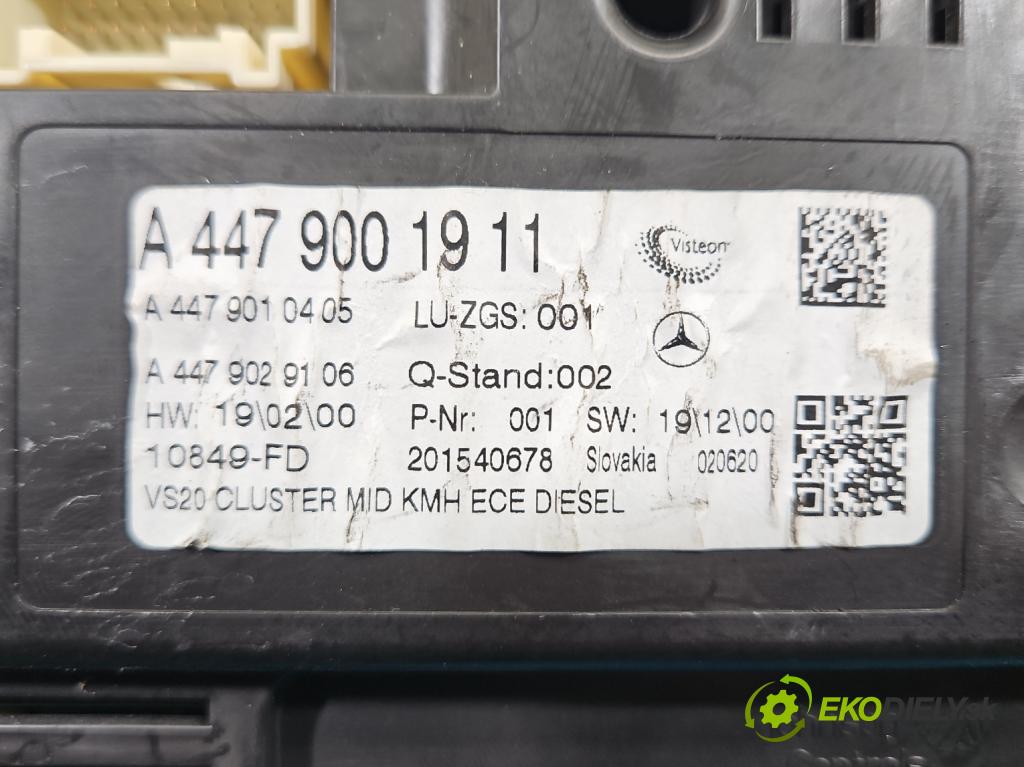 Mercedes Vito W447 2014- 1.75 cdi 102 HP manual 75 kW 1750 cm3 5- prístrojovka/ budíky A4479001911 (Prístrojová doska)