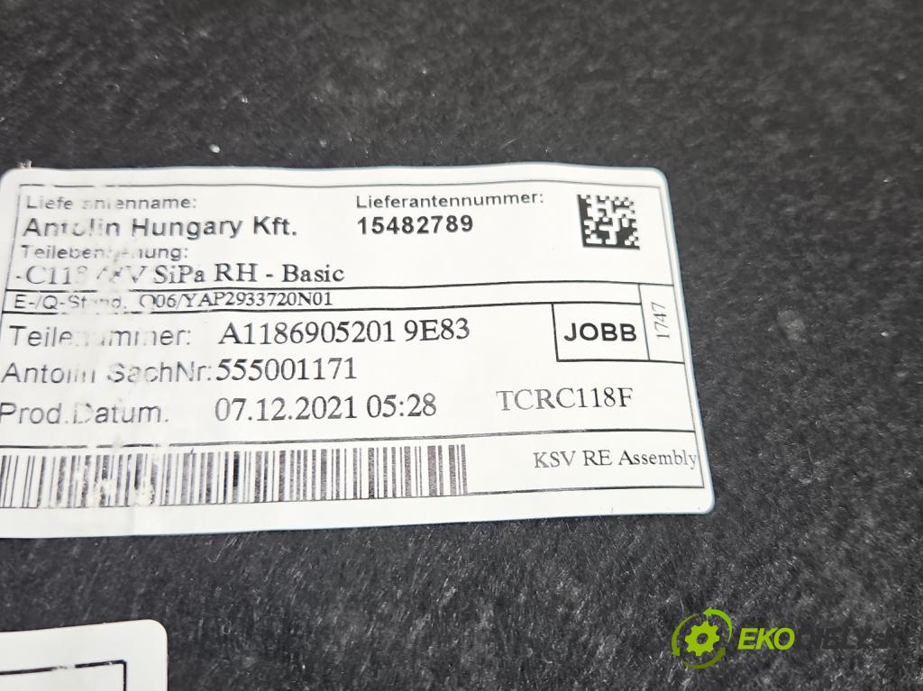 Mercedes CLA C118/X118 2019-2025 1.3b: 163 HP automatic 120 kW 1300 cm3 4- Čalounictví: kufra: pravé A1186905201