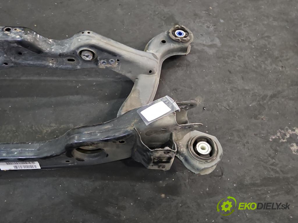 Mercedes CLA C118/X118 2019-2025 1.3b: 163 HP automatic 120 kW 1300 cm3 4- zadna výstuha 1185840000 (Výstuha zadná)