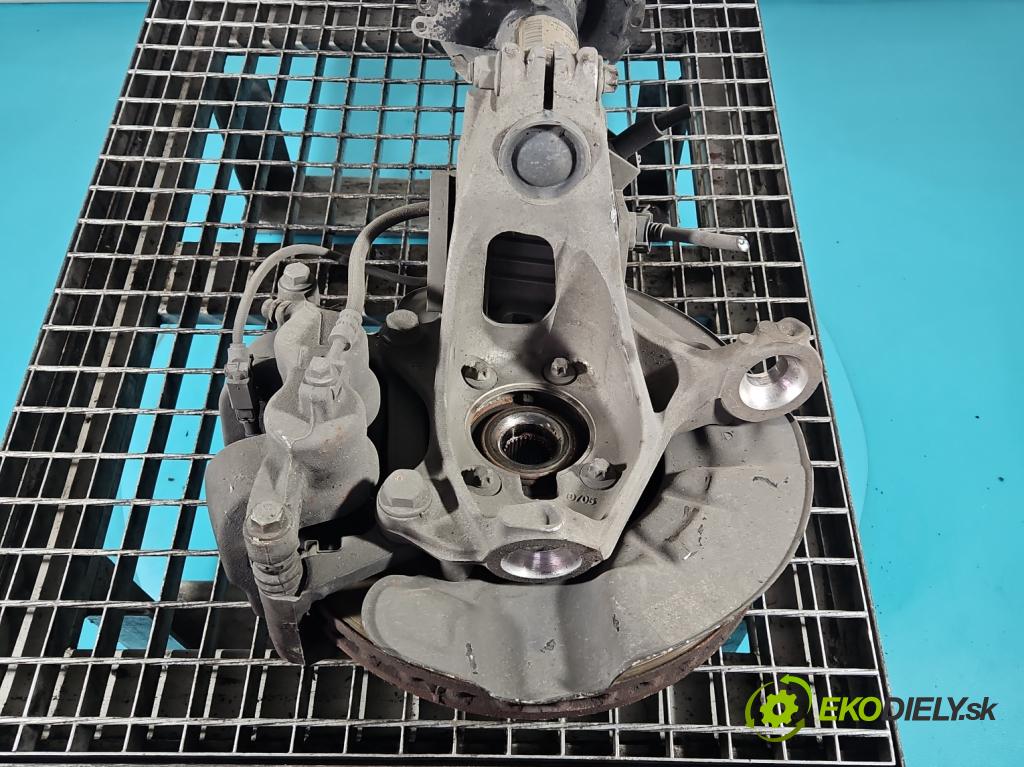 Mercedes CLA C118/X118 2019-2025 1.3b: 163 hp automatic 120 kW 1300 cm3 4- náboj pravé  (Náboj kola)