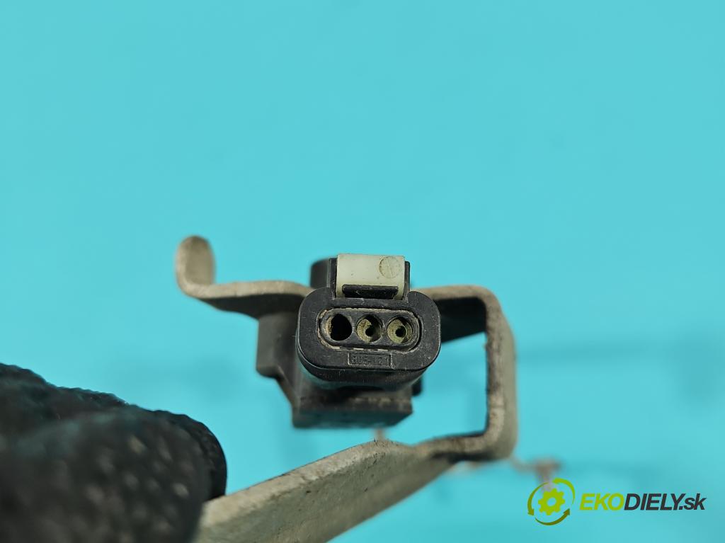 Mercedes CLA C118/X118 2019-2025 1.3b: 163 HP automatic 120 kW 1300 cm3 4- snímač nastavenia xenon 10172402193 (Snímač)