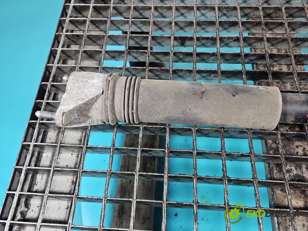 Mercedes CLA C118/X118 2019-2025 1.3b: 163 HP automatic 120 kW 1300 cm3 4- tlmič zadné pravý A1183201301 (Tlmič zadný pravý)