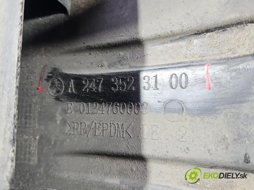 Mercedes CLA C118/X118 2019-2025 1.3b: 163 hp automatic 120 kW 1300 cm3 4- kryt plastová A2473523100