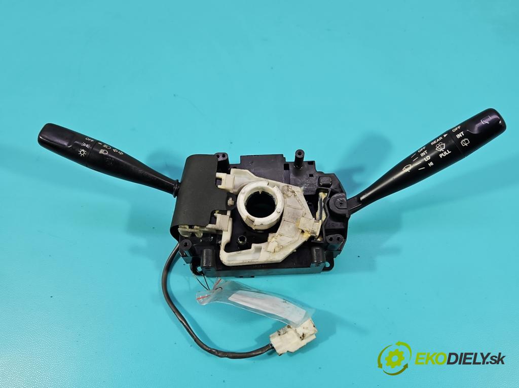 Suzuki JIMNY III 1998-2018 1.3 16V VVT 80 HP manual 59 kW 1298 cm3 3- prepínač komplex:  (Prepínacie páčky pod volantom)